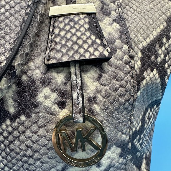 441. Michael Kors Riley Snakeskin Handbag - Picture 5 of 14